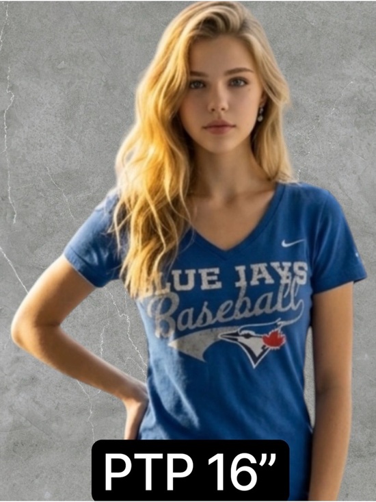 Nike Tops - 💟Nike Vintage Style Women’s Toronto Blue Jays V-Neck Tee